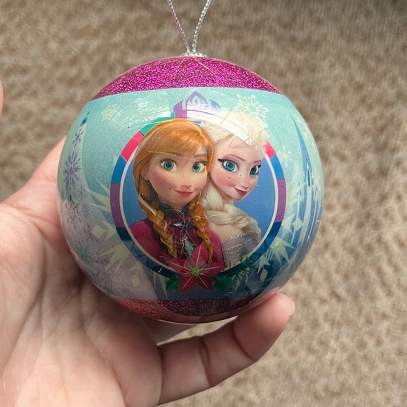 Disney Frozen Christmas ornament - Picture 2 of 4